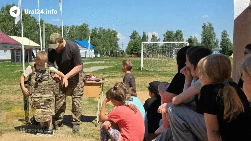 В&nbsp;детских лагерях начали проводить регулярные встречи с&nbsp;участниками СВО